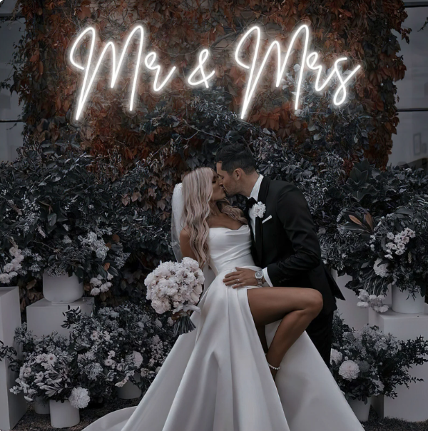 Mr & Mrs Neon LED Sign